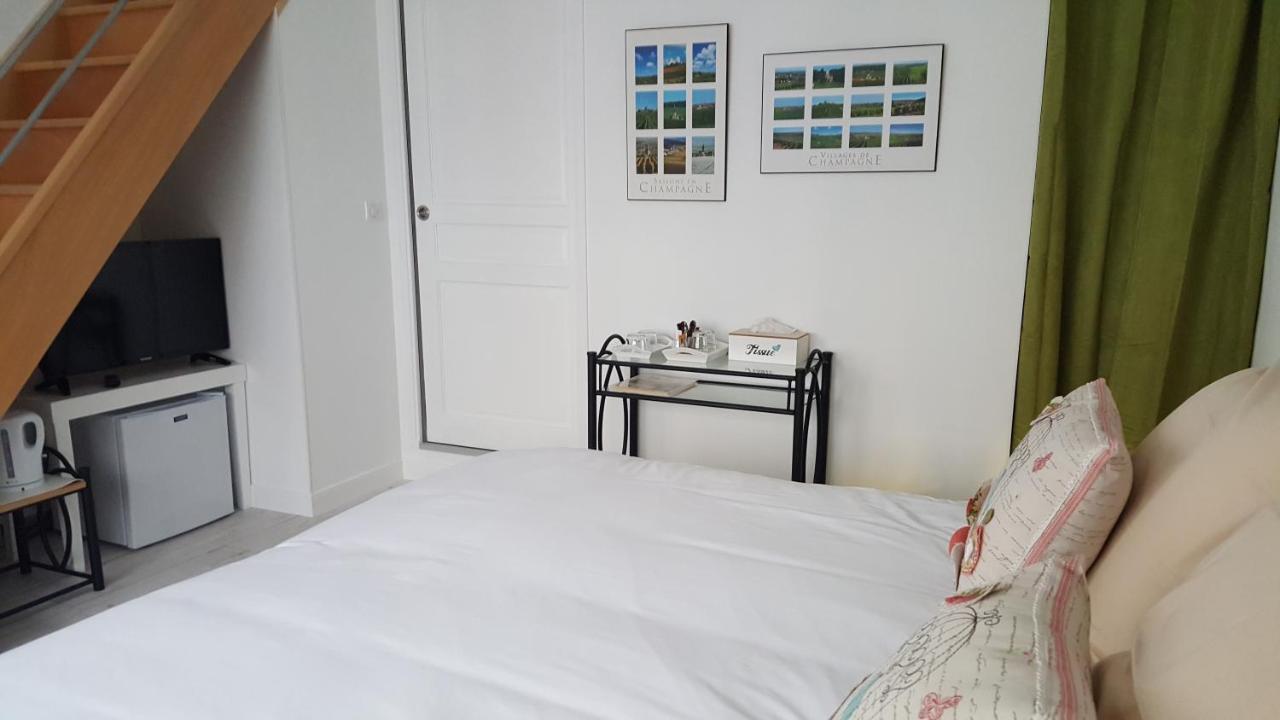 Maison D'Hotes Remoise Reims Eksteriør bilde